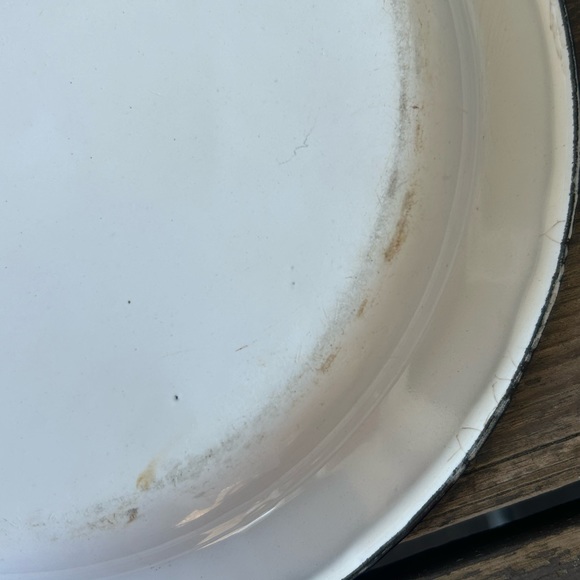 Antique Enamelware Child’s Plate Rare Darling Spring Decor Primitive Cou… - Picture 12 of 14